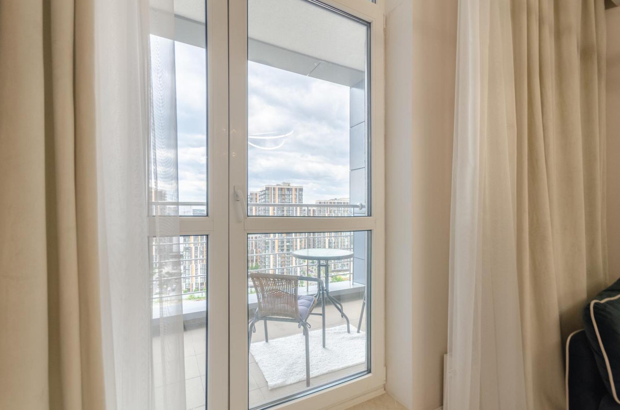 Petrovdom Apartments 267-373 In Rc Central Park, 7 John Mccain Street Киев Екстериор снимка