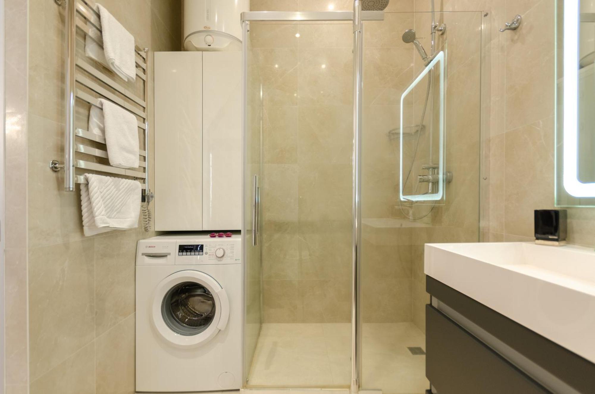 Petrovdom Apartments 267-373 In Rc Central Park, 7 John Mccain Street Киев Екстериор снимка