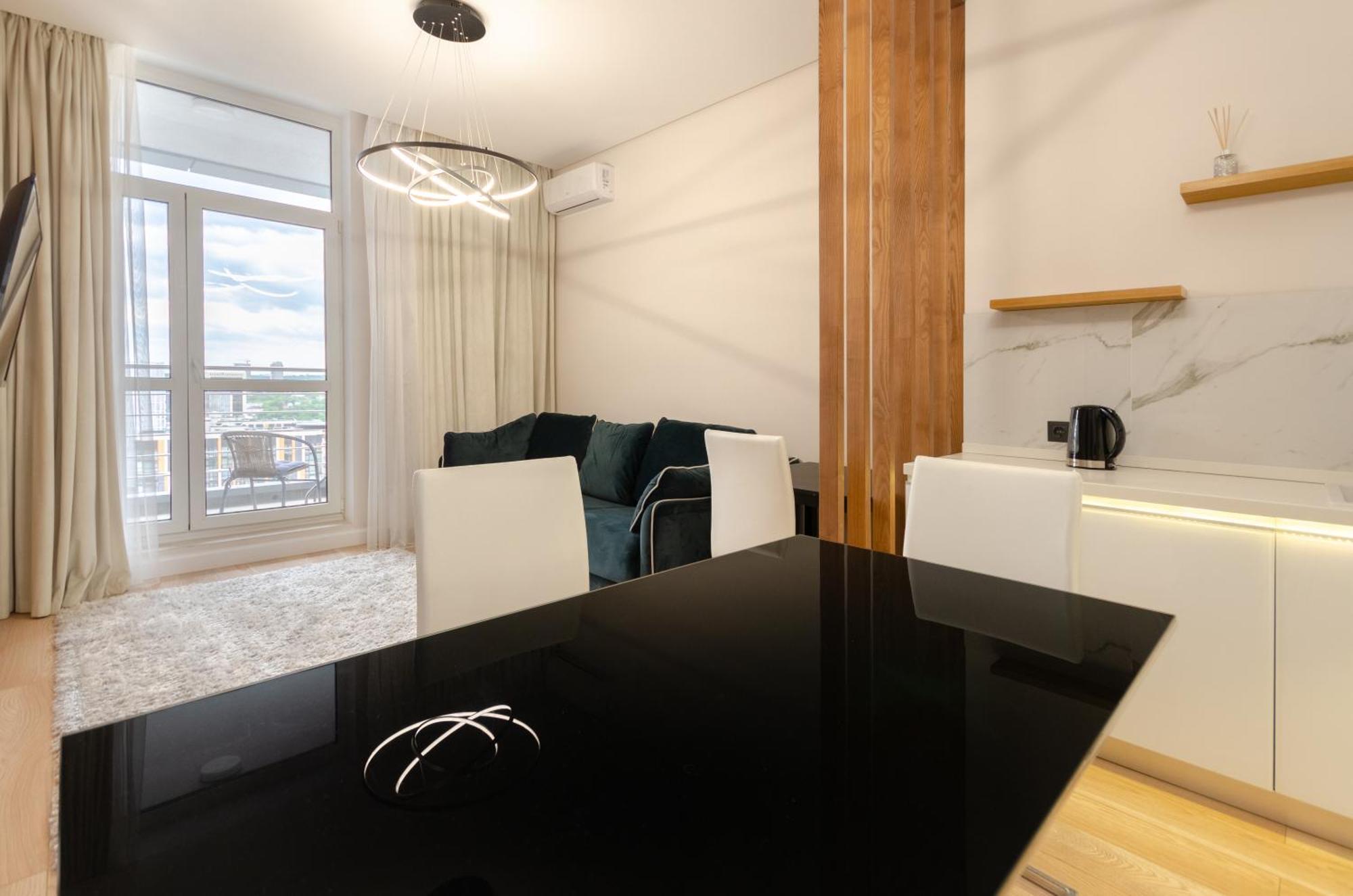 Petrovdom Apartments 267-373 In Rc Central Park, 7 John Mccain Street Киев Екстериор снимка
